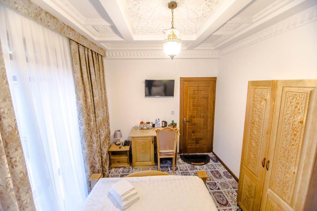 Labi Rud Hotel Premium Bukhara Exterior foto